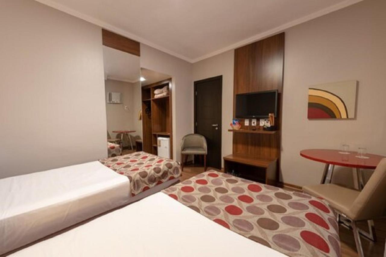 Class Hotel Pouso Alegre Exterior photo