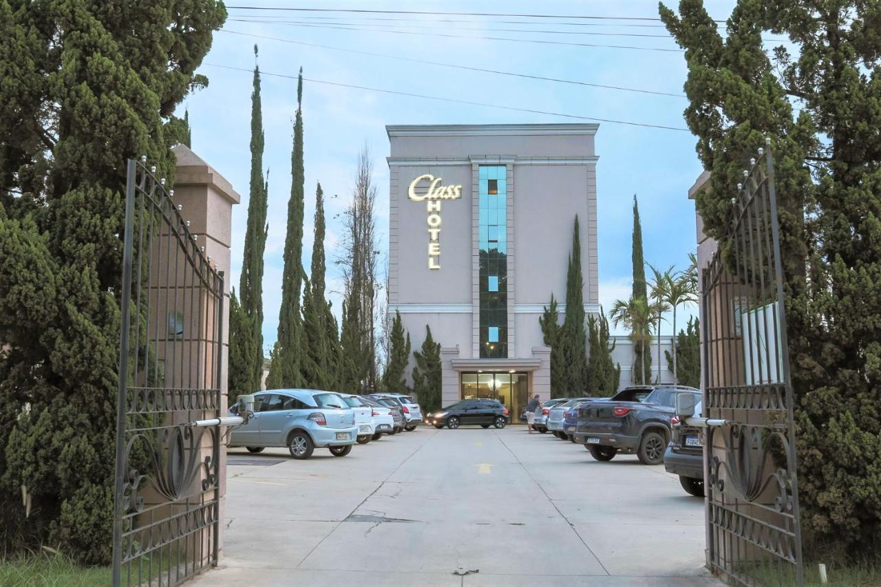 Class Hotel Pouso Alegre Exterior photo